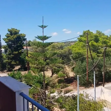 アパート Pale Orb ポルト・ヘリ